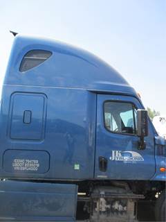 Freightliner Cascadia 125 Cab Assembly