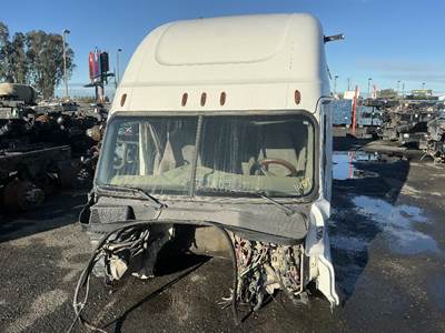 Freightliner Cascadia 125 Cab Assembly