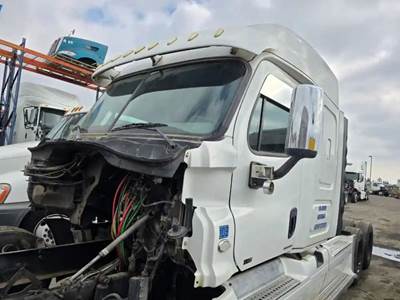 Freightliner Cascadia 125 Cab Assembly