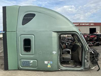 Freightliner Cascadia 125 Cab Assembly