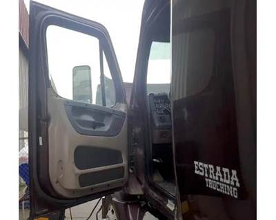 Freightliner Cascadia 125 Cab Assembly