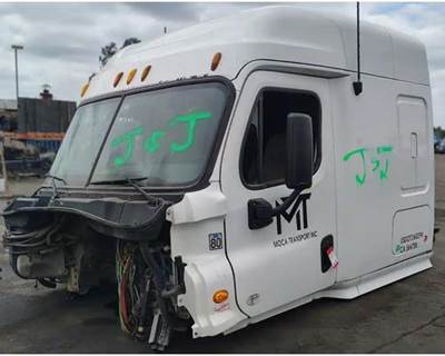 Freightliner Cascadia 125 Cab Assembly