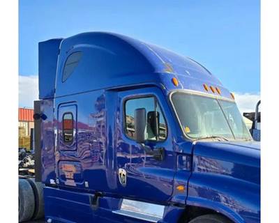 Freightliner Cascadia 125 Cab Assembly