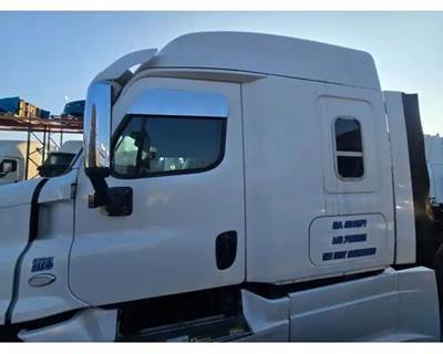 Freightliner Cascadia 125 Cab Assembly