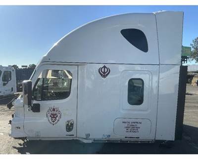Freightliner Cascadia 125 Cab Assembly
