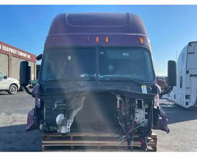 Freightliner Cascadia 125 Cab Assembly