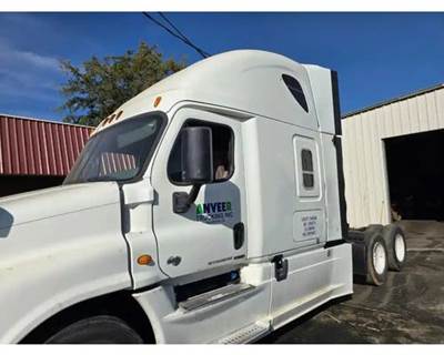 Freightliner Cascadia 125 Cab Assembly