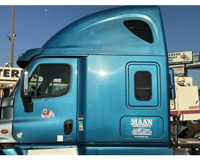 Freightliner Cascadia 125 Cab Assembly for a Freightliner CASCADIA