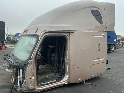 Freightliner Cascadia 126 Cab Assembly