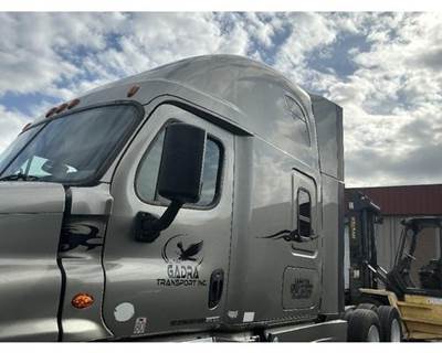 Freightliner Cab Assembly for a Freightliner CASCADIA