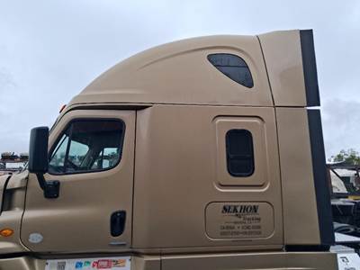 Freightliner Cascadia Cab Assembly