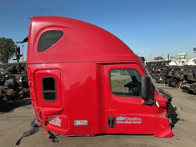 Freightliner Cascadia Cab Assembly