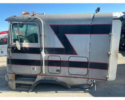 Freightliner FLA Cab Assembly for a Freightliner FL Cabover