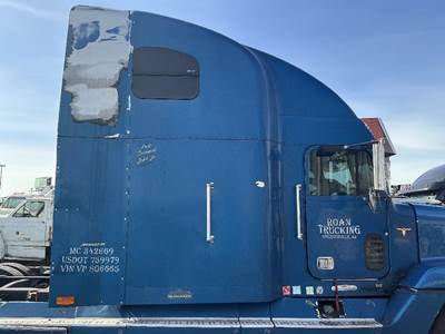 Freightliner FLD120 Cab Assembly