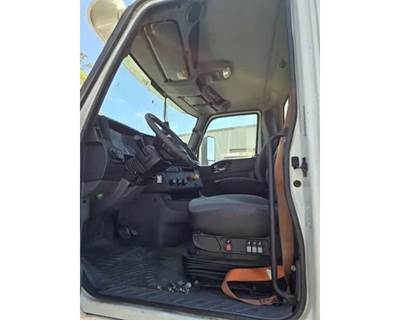 International RH613 Cab Assembly