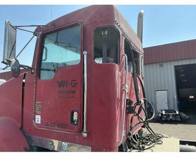 Kenworth T800 Cab Assembly