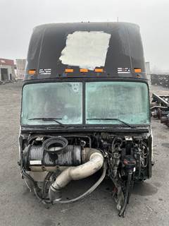 Mack CXU633T Cab Assembly