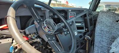 Mack Pinnacle CXU612 Cab Assembly for a Mack CXU612