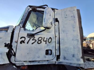 Mack Pinnacle CXU612 Cab Assembly for a Mack CXU612