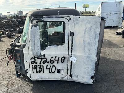 Mack Pinnacle CXU612 Cab Assembly for a Mack CXU612