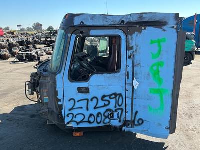 Mack Pinnacle CXU613 Cab Assembly for a Mack CXU613