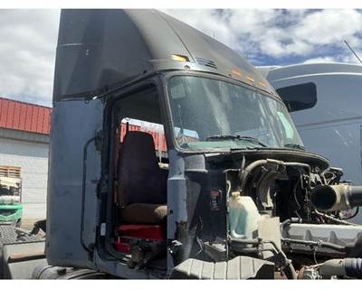 Mack Pinnacle CXU613 Cab Assembly for a Mack CXU613