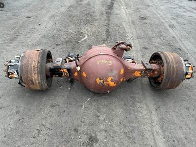 Meritor-Rockwell RSL23186 Cab Assembly for a Volvo WIA