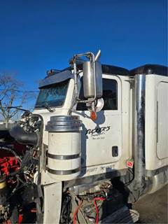 Peterbilt 389 Cab Assembly