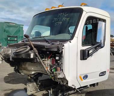 Peterbilt 579 Cab Assembly