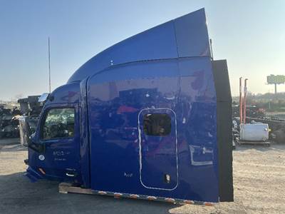 Peterbilt 579 Cab Assembly