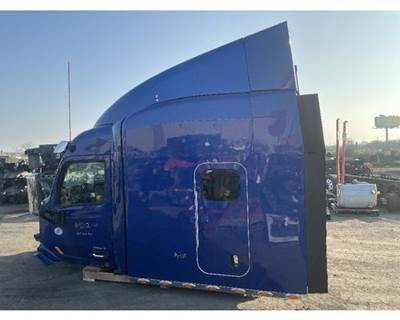 Peterbilt 579 Cab Assembly