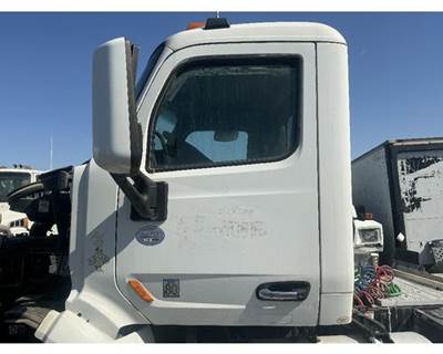 Peterbilt 579 Cab Assembly