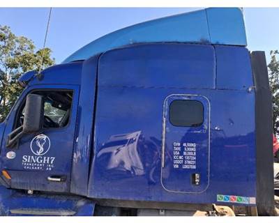 Peterbilt 579 Cab Assembly