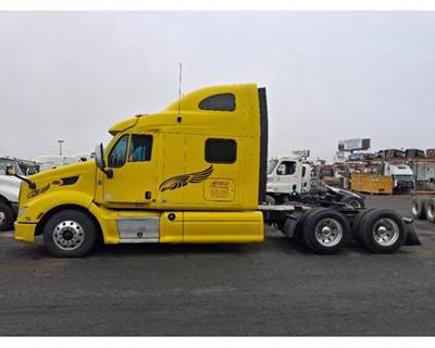 Peterbilt 587 Cab Assembly