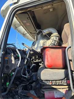 Volvo VNL Cab Assembly