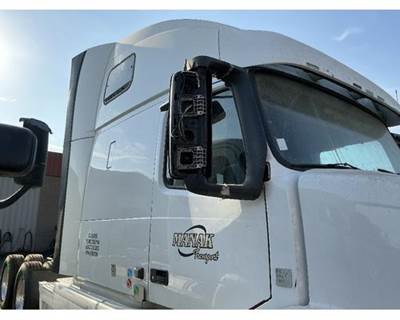Volvo VNL Cab Assembly