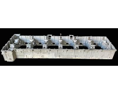 Detroit DD15 Camshaft Housing