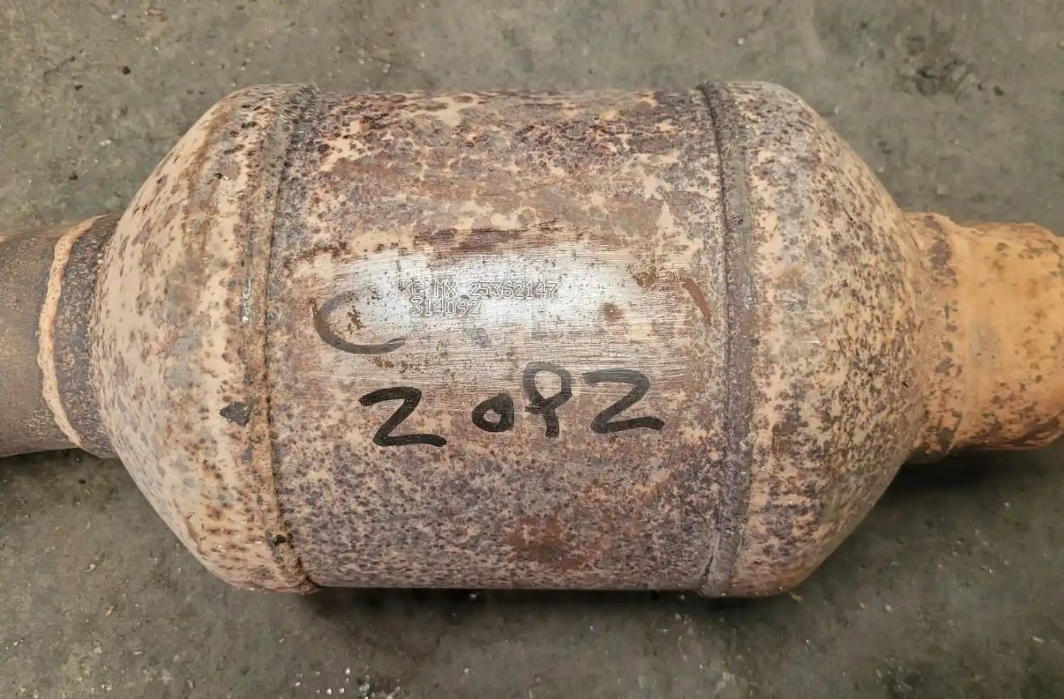 Catalytic Converter P/N 25362147 For Sale Fresno, CA 25362147