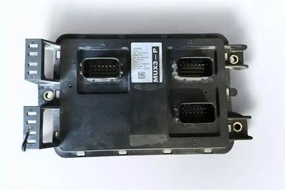 Paccar Chassis Node Control, Chassis Control Module, MUX3-P, P/N Q21-1077-3-103,
