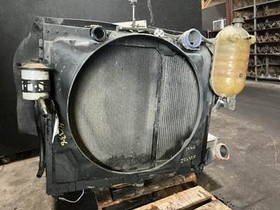 Cummins 8600 Cooling Assembly for a International 8600