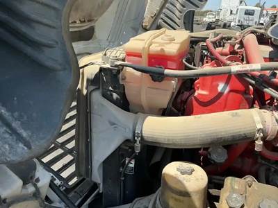 Cummins ISX Cooling Assembly for a Freightliner Cascadia 125