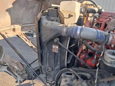 Cummins ISX12 G Cooling Assembly for a Kenworth T680