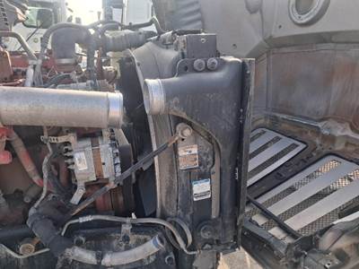 Cummins ISX12 G Cooling Assembly for a Kenworth T680