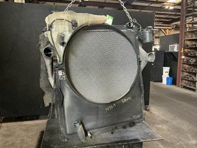 Detroit DD13 Cooling Assembly for a Freightliner Cascadia 113