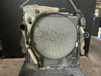 Detroit DD13 Cooling Assembly for a Freightliner Cascadia 113