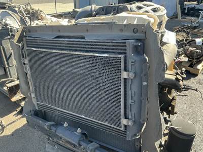 Detroit DD15 Cooling Assembly for a Freightliner Cascadia 125