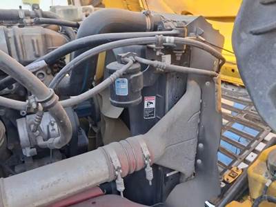 Detroit DD15 Cooling Assembly for a Freightliner Cascadia 125