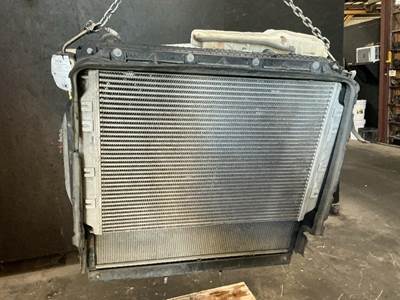 Freightliner Cascadia 125 Cooling Assembly