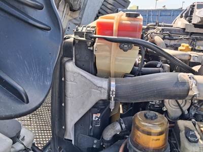 Freightliner Cascadia 125 Cooling Assembly