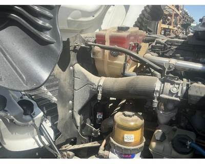 Freightliner Cascadia 125 Cooling Assembly for a Freightliner CASCADIA